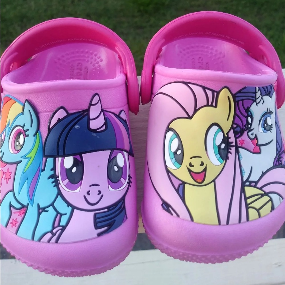 Baby crocs size 4 toddlers